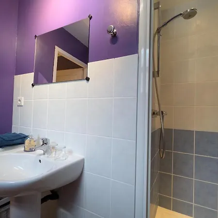 Violette, Les Accacias Отель типа 